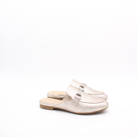 Сабо с декором